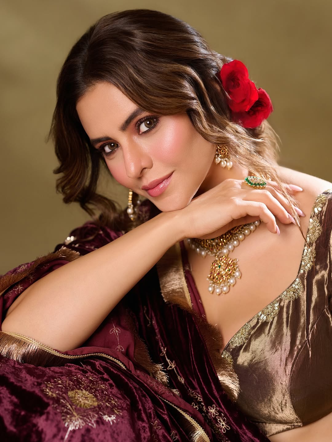 Zayana Royale – Designer Velvet & Silk Embroidered Bridal Lehenga Choli