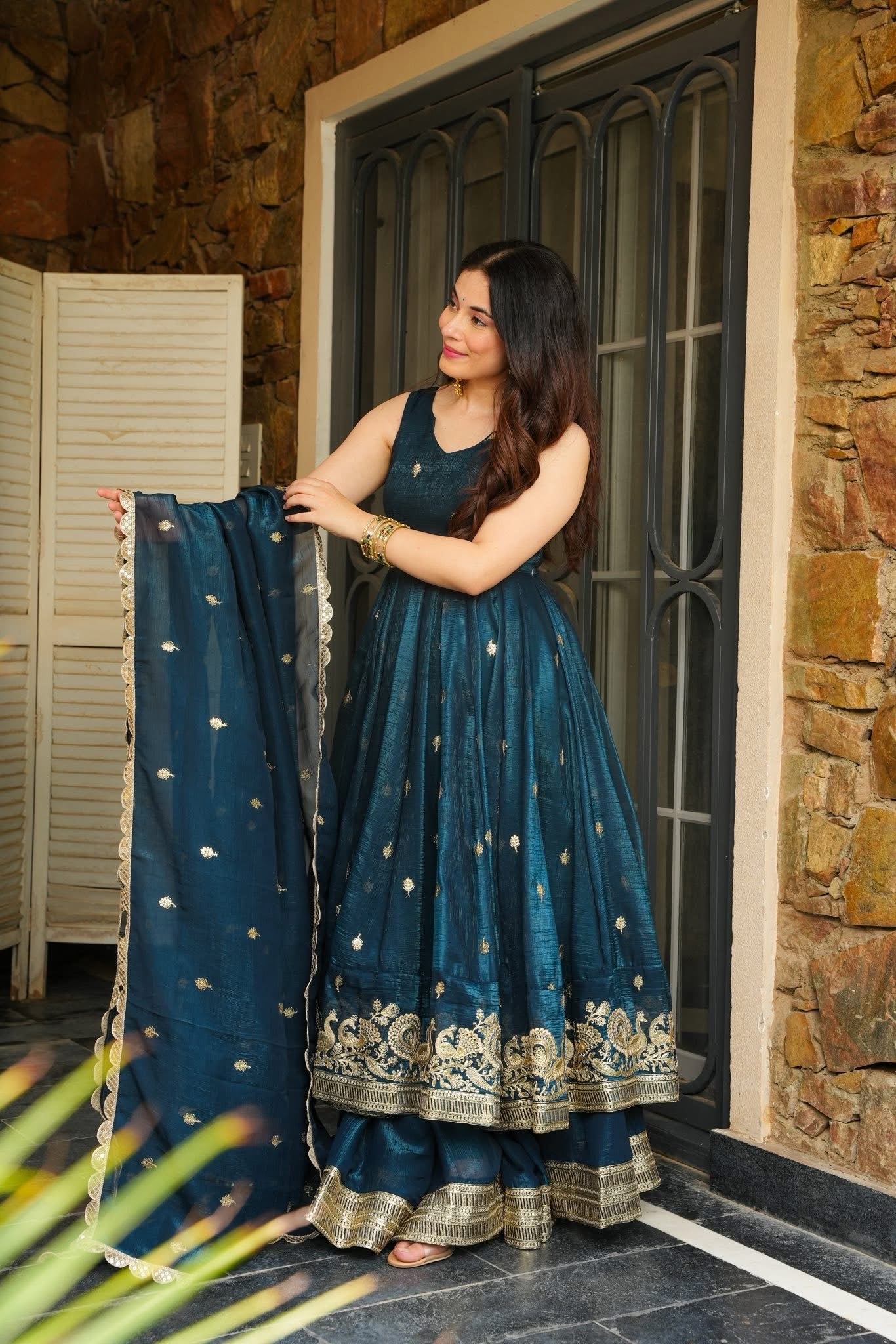 Zarkaar Organza Shimmer Suit Set – Sheer Grace, Subtle Radiance