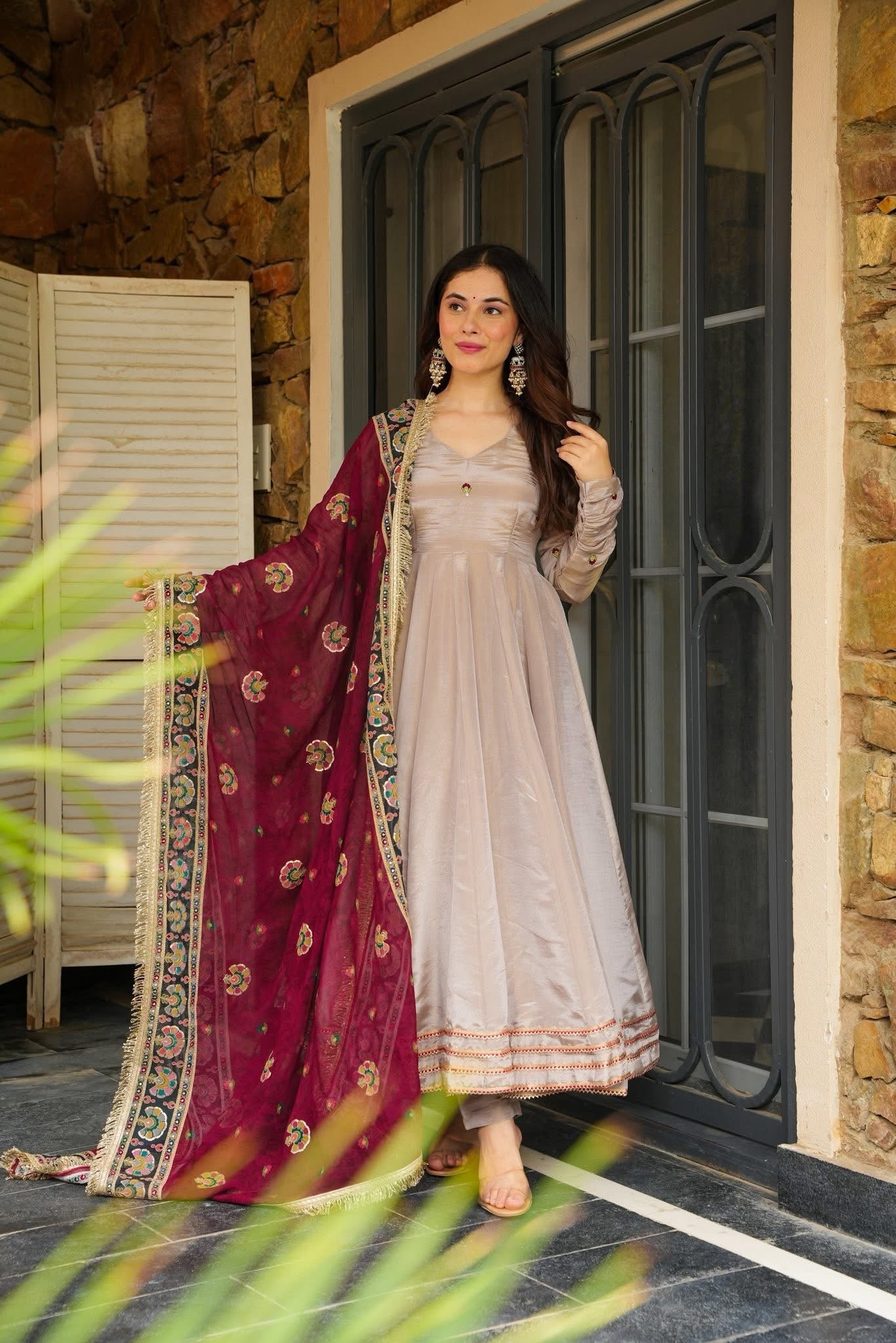 Zarnoor Riwayat Suit Set – A Legacy of Grace