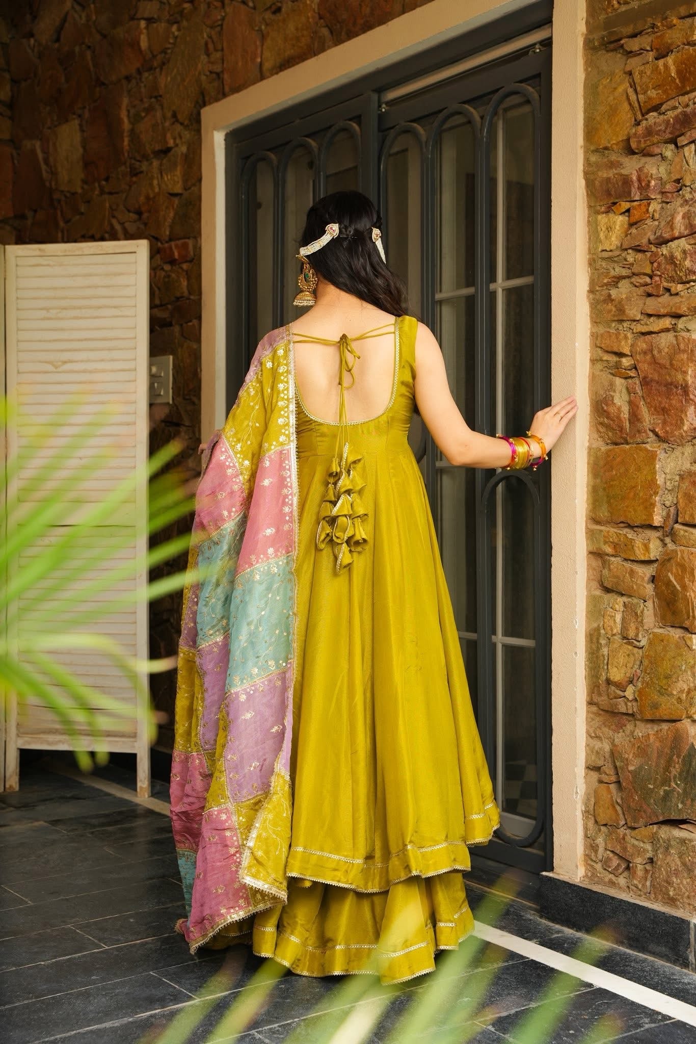 Shimmer Unveiled Suit Set – Ethereal Sparkle, Festive Grace