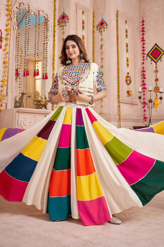 Zayana – White Designer Classic Beautiful Navratri Lehenga Choli