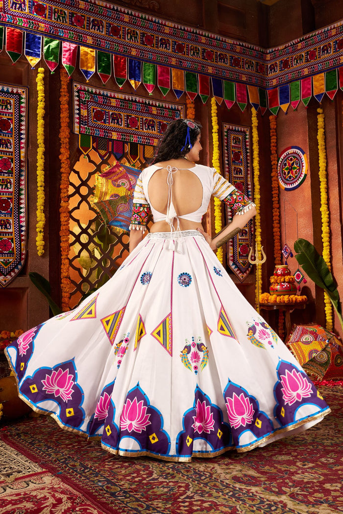 Zayana – Designer White Navratri Lehenga Choli with Mirror & Hand Embroidery Work