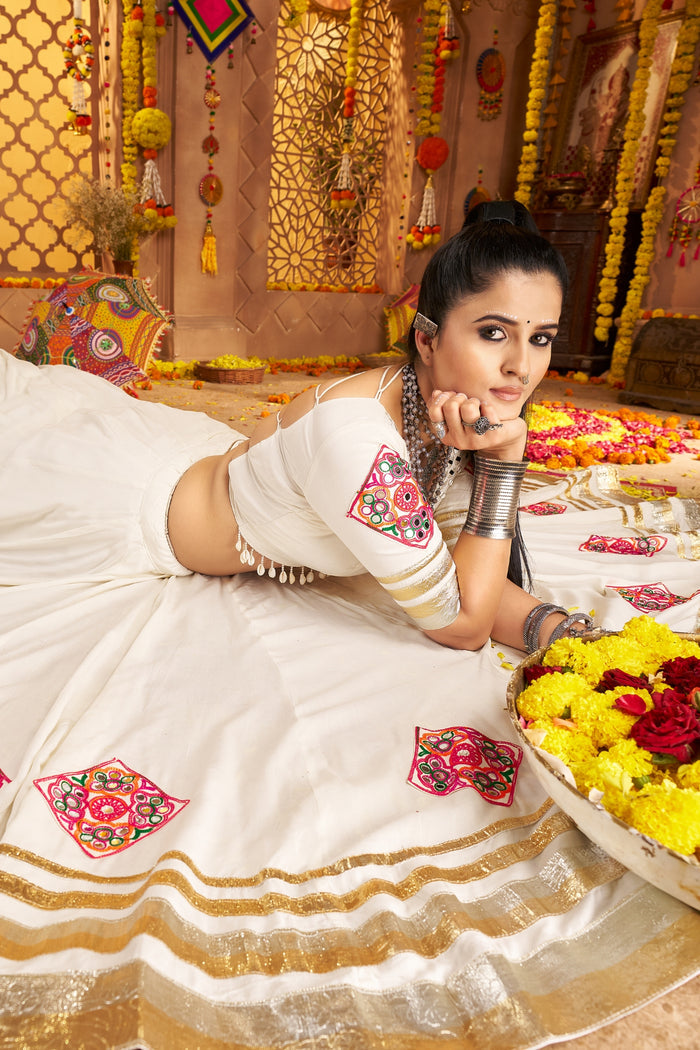 Zayana – White Navratri Stunning Hand Mirror Work & Thread Embroidered Traditional Readymade Lehenga Choli