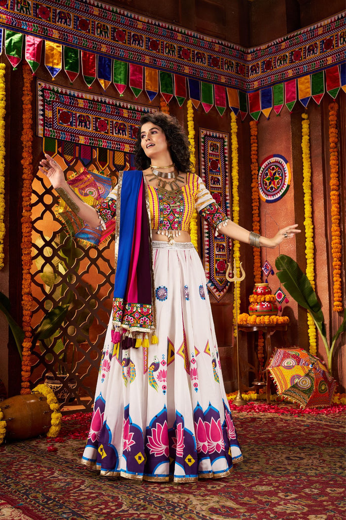 Zayana – Designer White Navratri Lehenga Choli with Mirror & Hand Embroidery Work