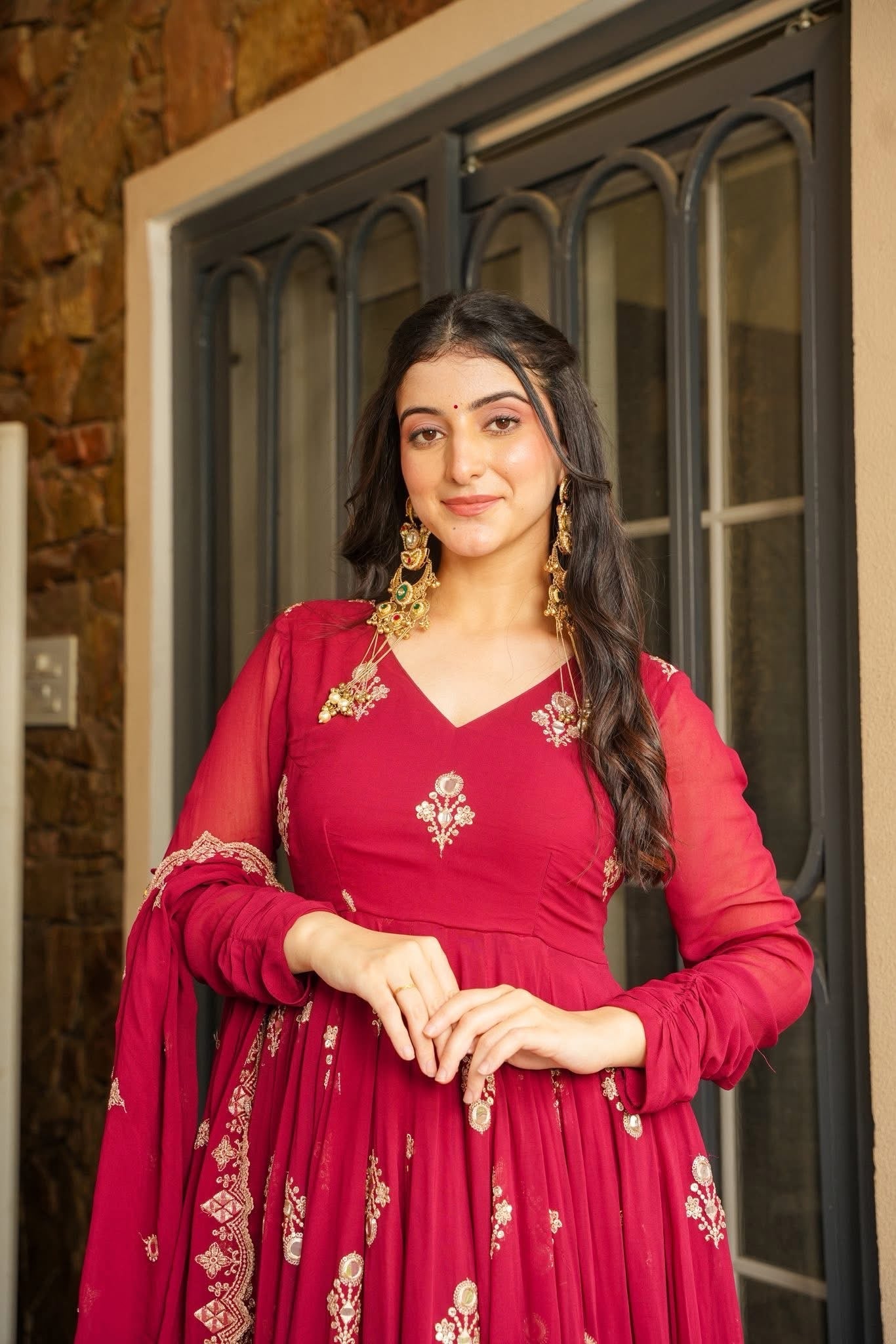 Raaniraj Regal Suit Set – Royalty Woven in Every Thread