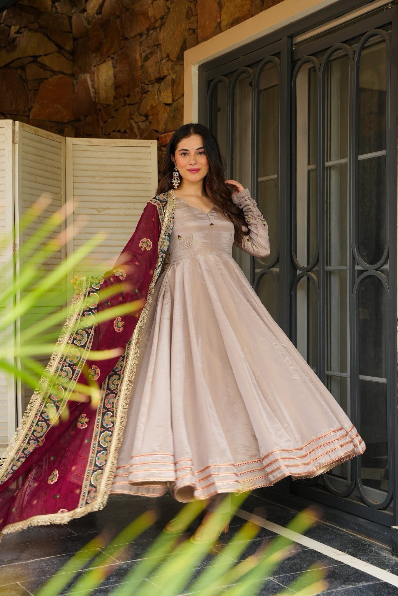Zarnoor Riwayat Suit Set – A Legacy of Grace