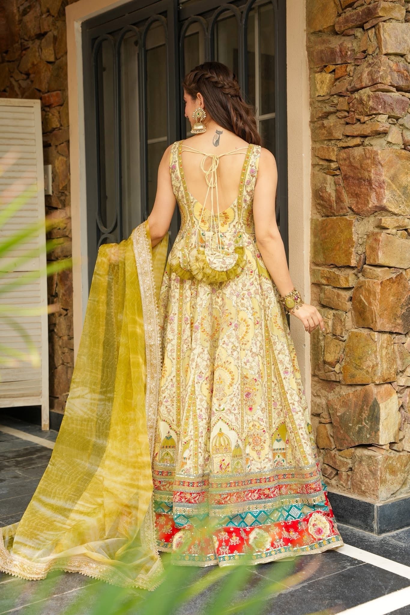 Devangana Heavy Maxi Set – Divine Elegance in Every Drape