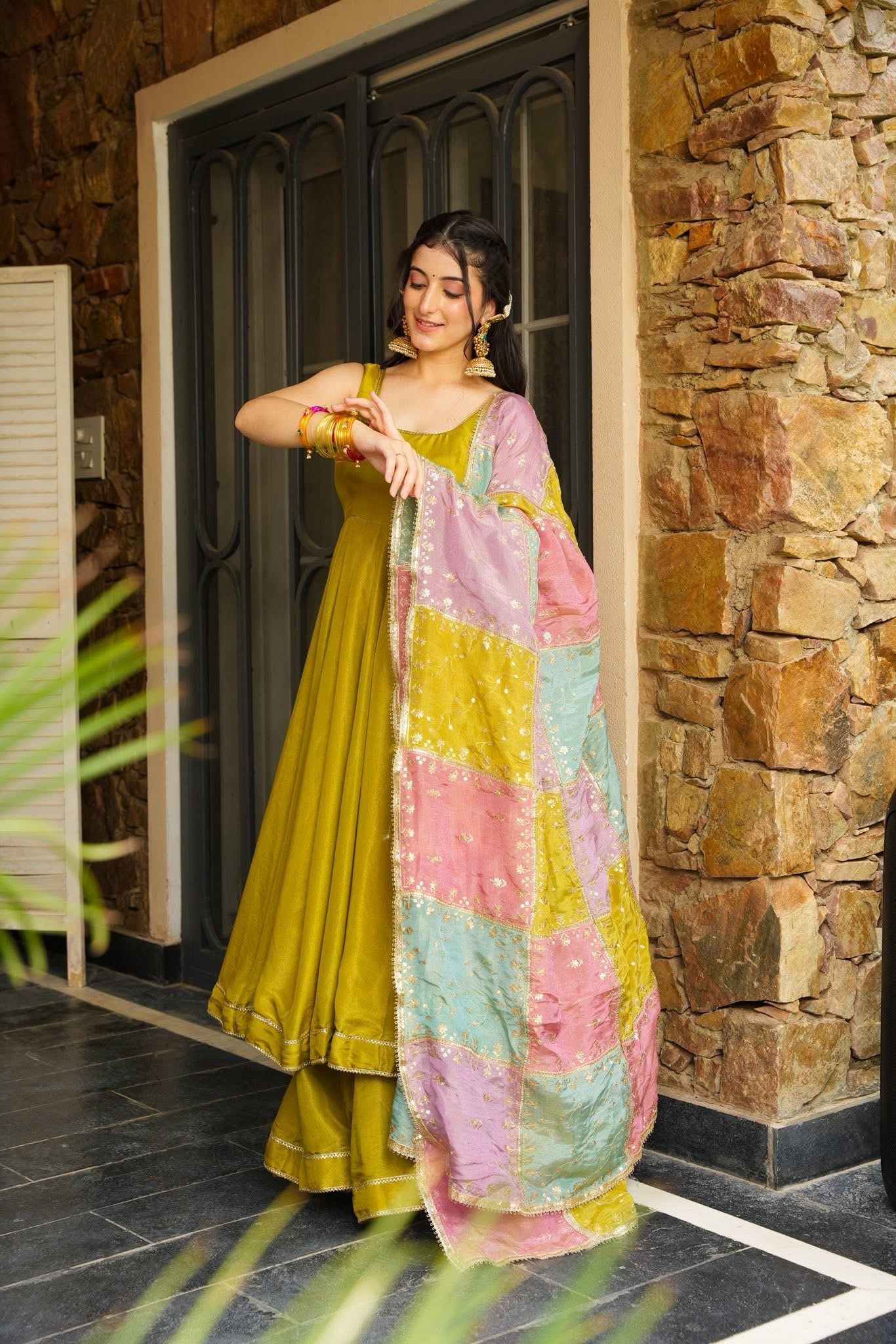 Shimmer Unveiled Suit Set – Ethereal Sparkle, Festive Grace