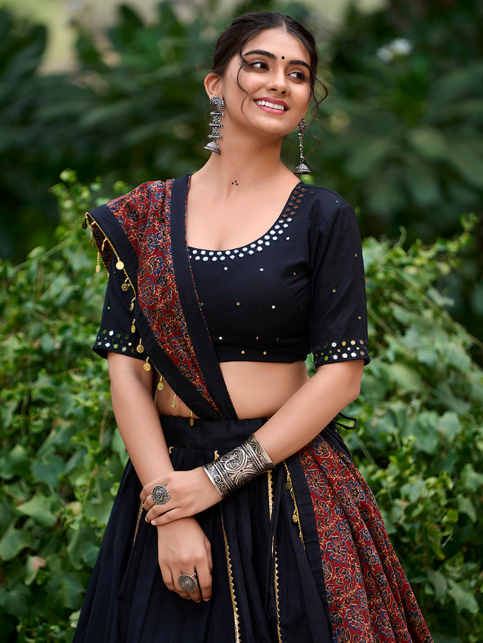 Zayana Black Plain Cotton Lehenga Choli with Gota Patti – Traditional Collection